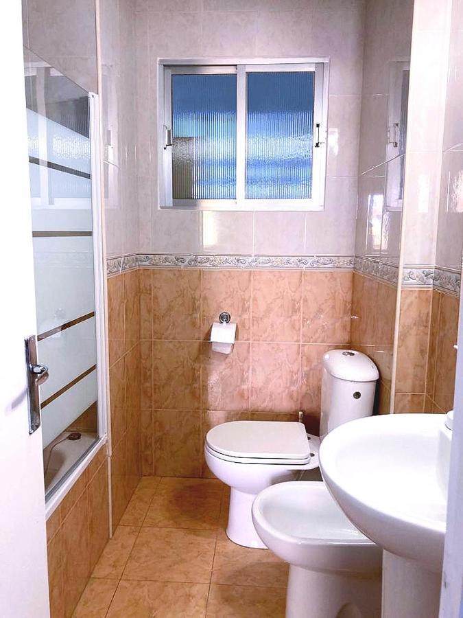 Practico Apartamento A 5 Min Andando De Gibraltar Y El Centro, Frente Al Mar La Línea de la Concepción Extérieur photo